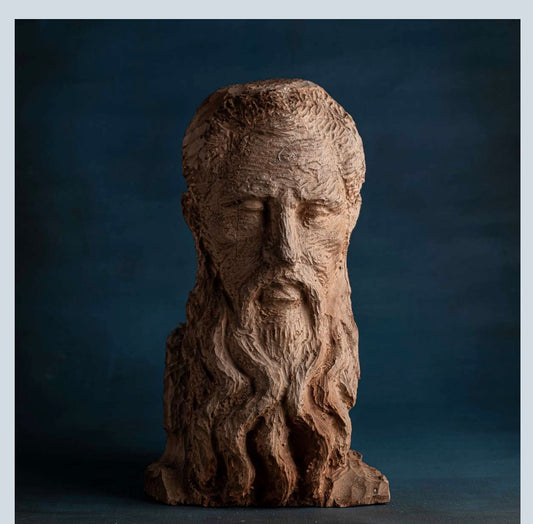 MOSES Büste Klatt Objects
Handgeschnitzte Büste aus Santol Holz/ rau, rissig, naturbelassen